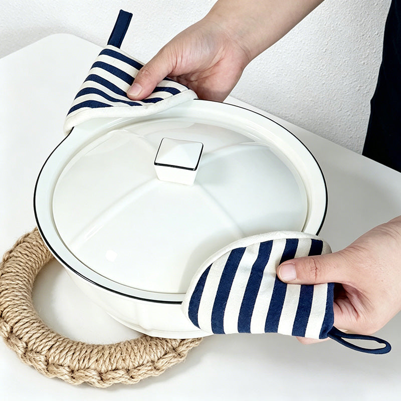 CouldNook Triangle Cotton Pot Holder - Minimalist Striped Mini Mitt