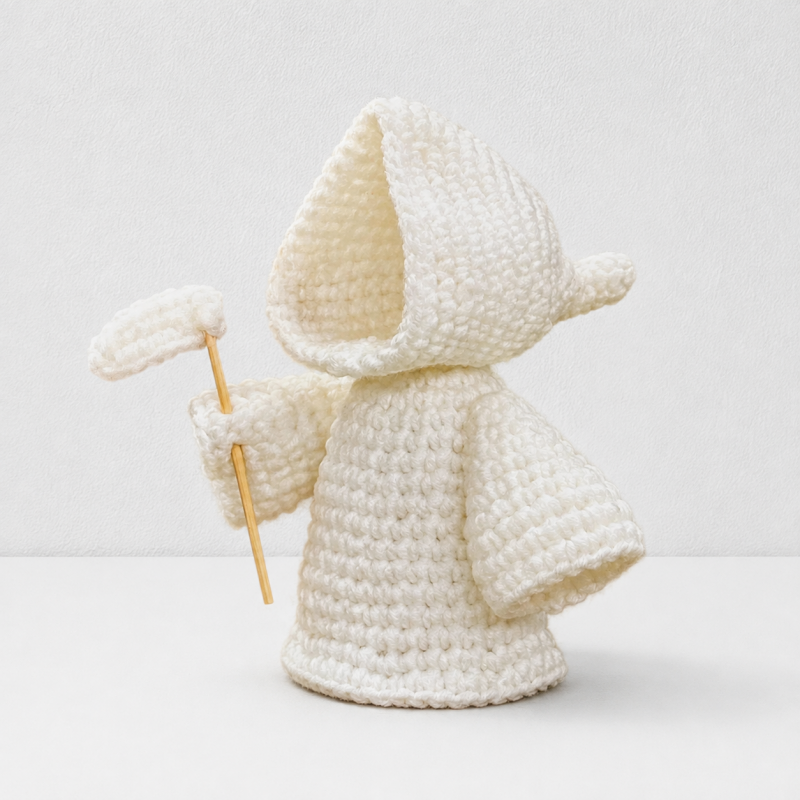 CouldNook Halloween Yarn Reaper Doll - Hooded Figure and Props