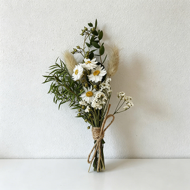 Mini Dried Flower Bouquet, Preserved Gypsophila Rose Baby's Breath Small Bouquet