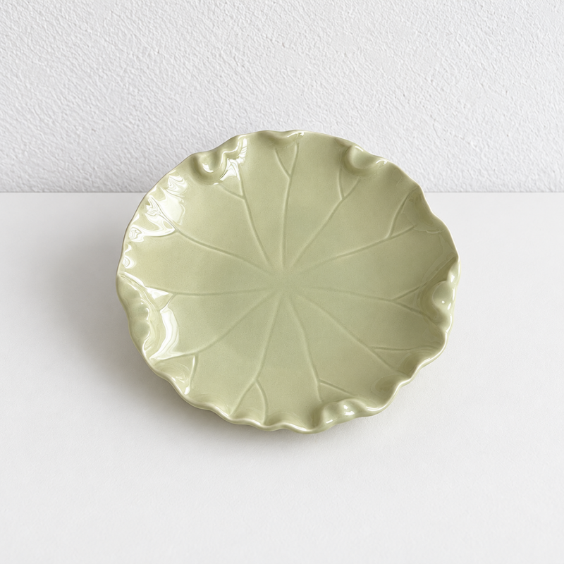CouldNook Lotus Leaf Dessert Plate - Ruffled Edge