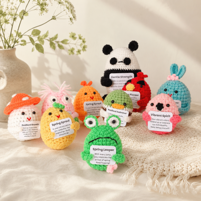 CouldNook Assorted Animal Message Figure - Wooden Display Base