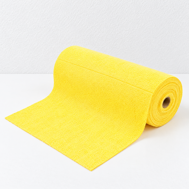 Tear-Off Microfiber Cleaning Cloths on a Roll
