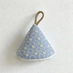 CouldNook Triangular Pot Handle Cap - Aesthetic insulated Kitchen Grip