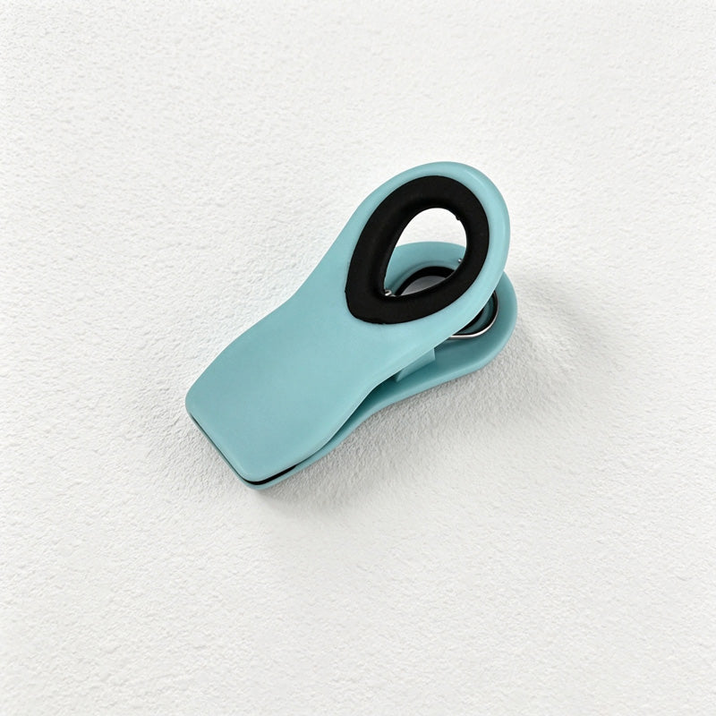 CouldNook Magnetic Food Bag Clip - Soft Grip Handles