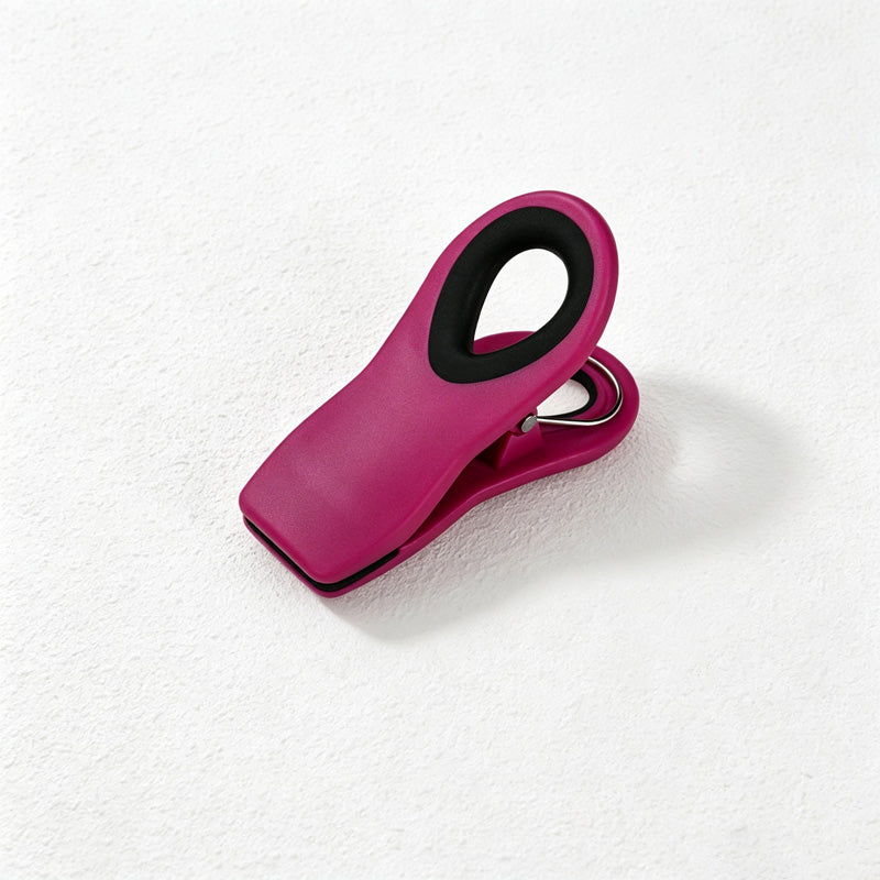CouldNook Magnetic Food Bag Clip - Soft Grip Handles