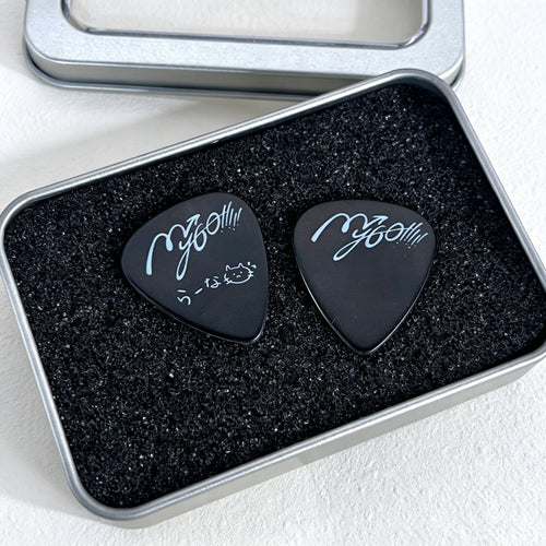 CouldNook Character Motif Guitar Pick - Durable PVC Musical Accessory