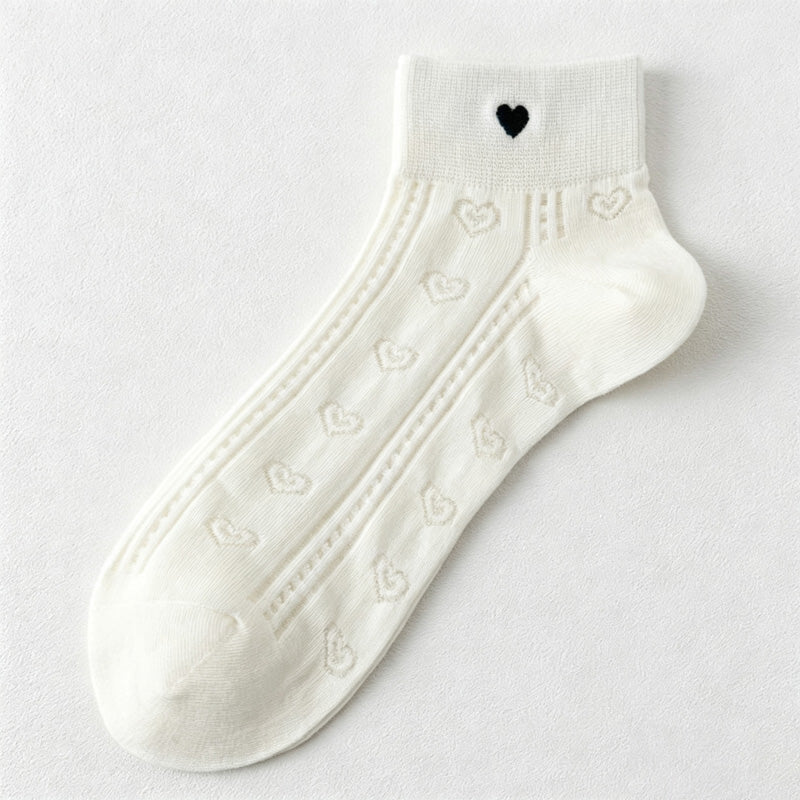 CouldNook Heart Motif Patterned Socks - Soft Home Detail (MK2COW6W8FHO05)