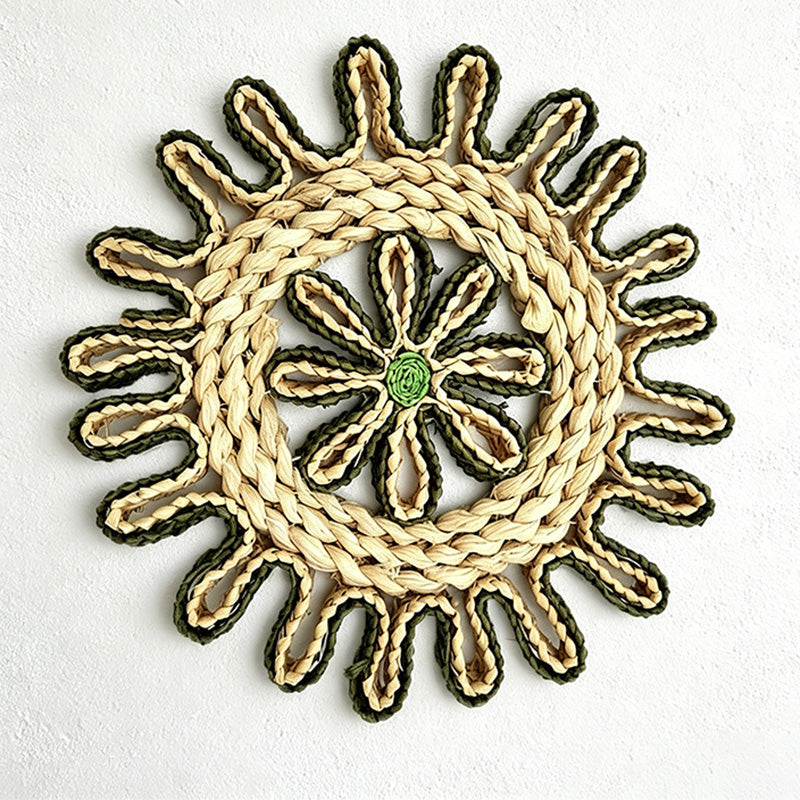 CouldNook Flower Shape Corn Woven Mat - Aesthetic Natural Placemat