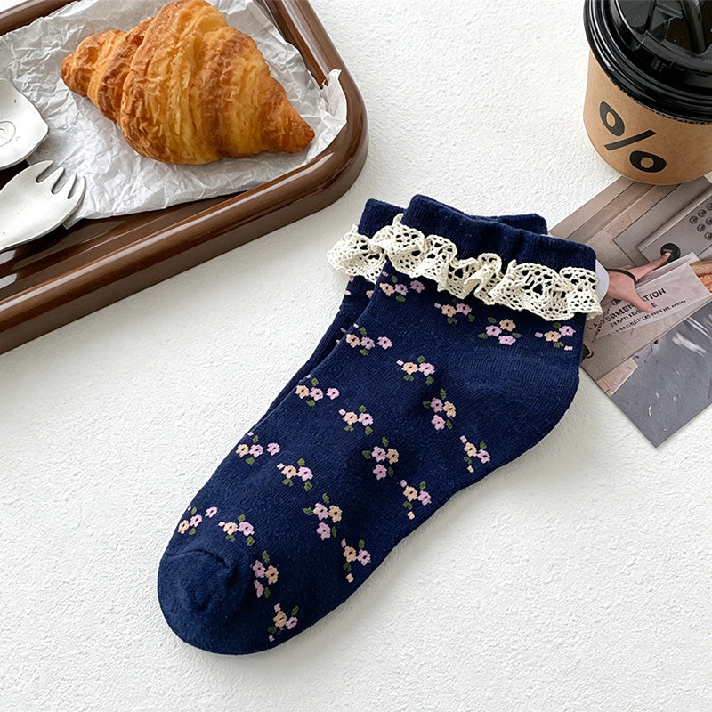 CouldNook Dainty Floral Crew Socks - Everyday Gift Accessory