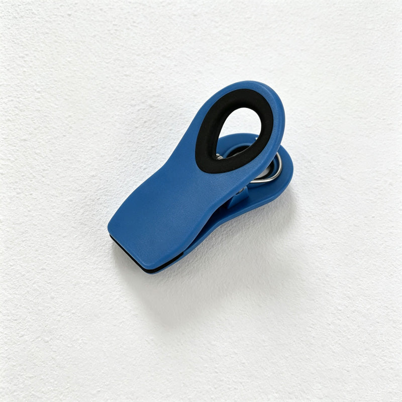 CouldNook Magnetic Food Bag Clip - Soft Grip Handles