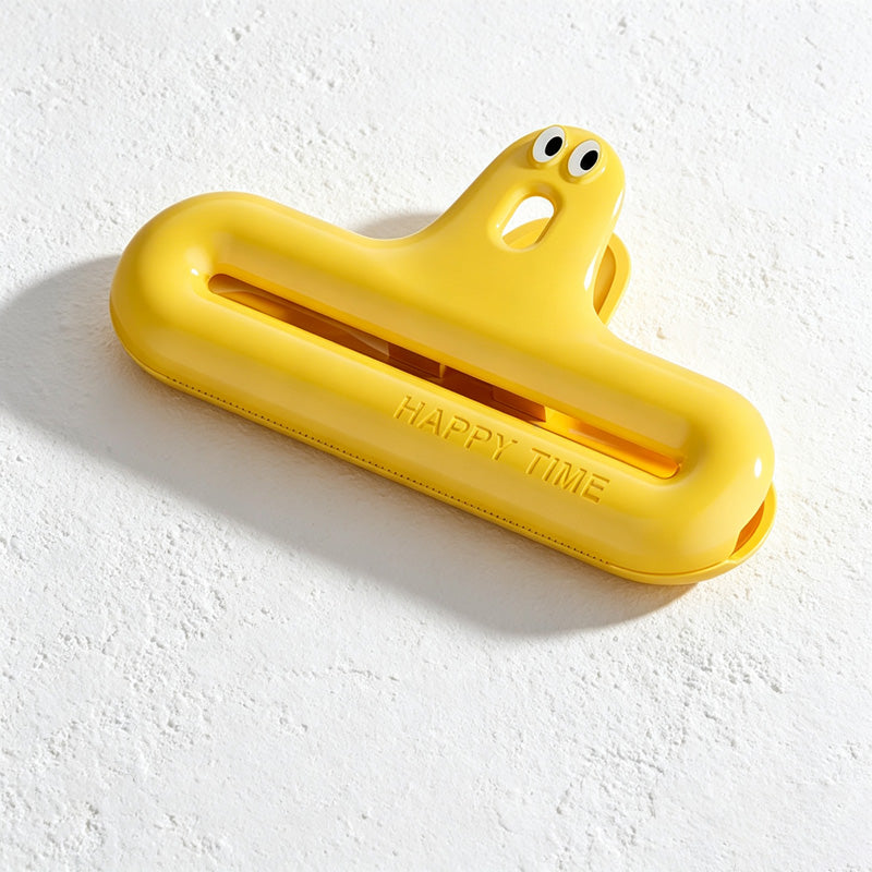 CouldNook Handled Wide Jaw Bag Sealing Clip - Soft Home Detail