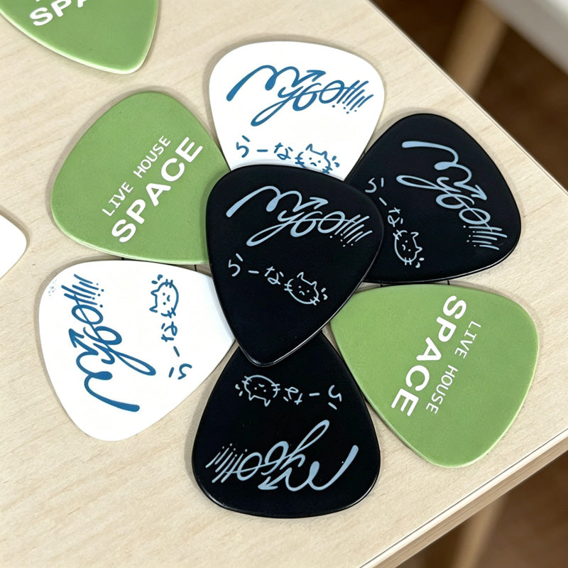 CouldNook Character Motif Guitar Pick - Durable PVC Musical Accessory