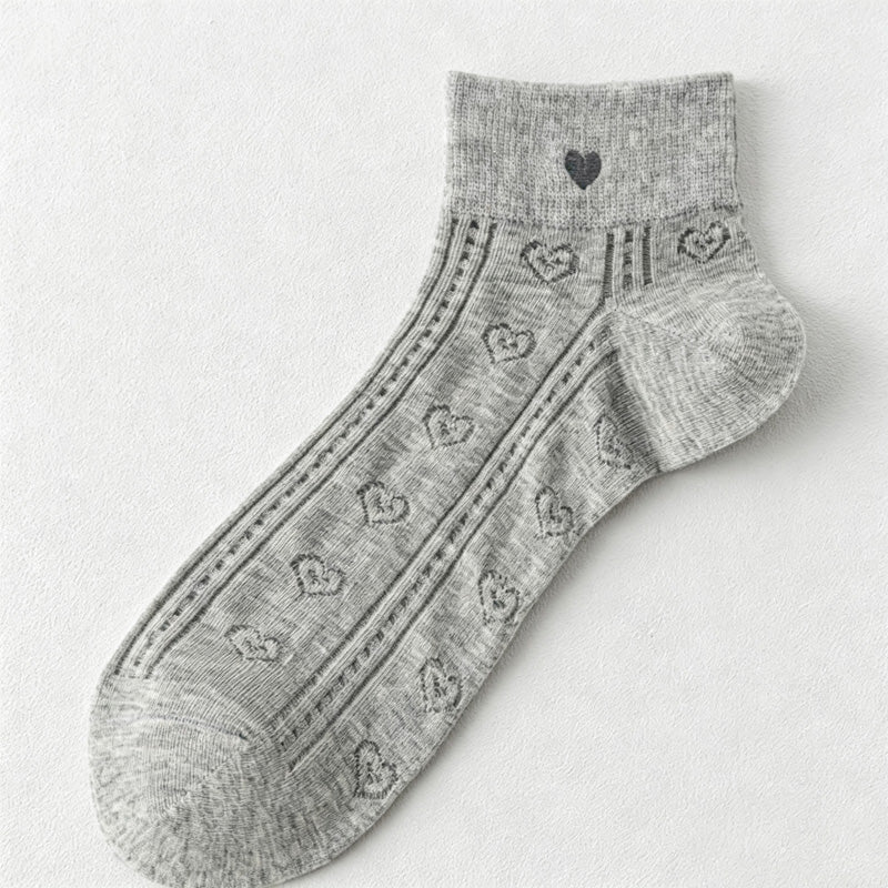 CouldNook Heart Motif Patterned Socks - Soft Home Detail (MK2COW6W8FHO05)