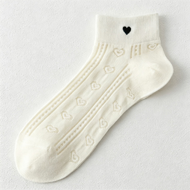 CouldNook Heart Motif Patterned Socks - Soft Home Detail (MK2COW6W8FHO05)
