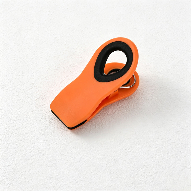 CouldNook Magnetic Food Bag Clip - Soft Grip Handles