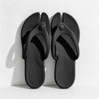 CouldNook Foldable Carry Bag Travel Slippers - Warm Room Detail