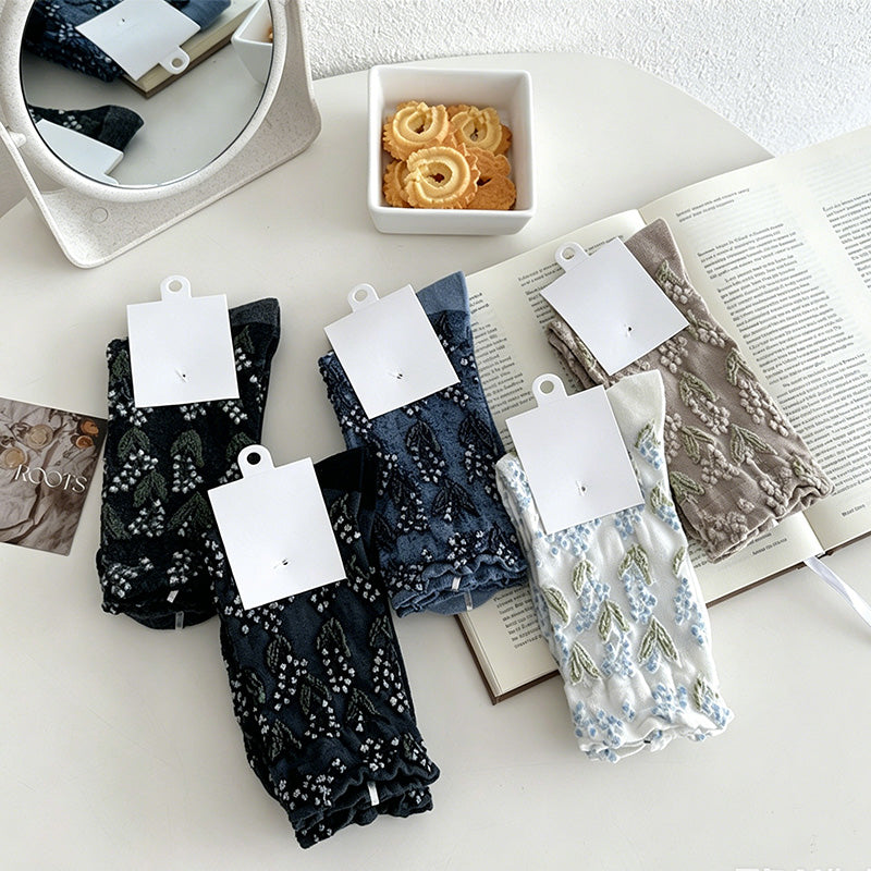 CouldNook Embossed Floral Mid-Calf Socks - Women's Retro Casual Stackable Socks