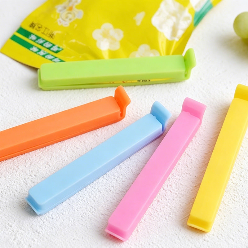 CouldNook 11cm Food Bag Sealing Clip - Kitchen Storage Clip (Random Color)