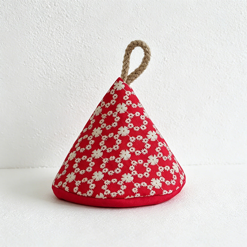 CouldNook Triangular Pot Handle Cap - Aesthetic insulated Kitchen Grip