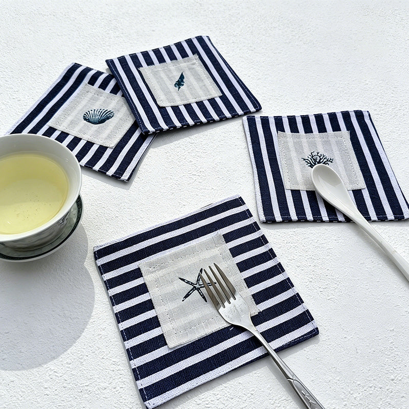 CouldNook Plaid Dining Set - Four-Piece Colorful Table Pad Pack