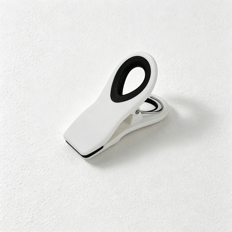 CouldNook Magnetic Food Bag Clip - Soft Grip Handles