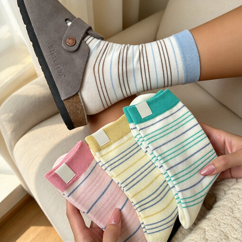 CouldNook Cat Label Striped Socks - Fine Bands And Contrasting Cuffs