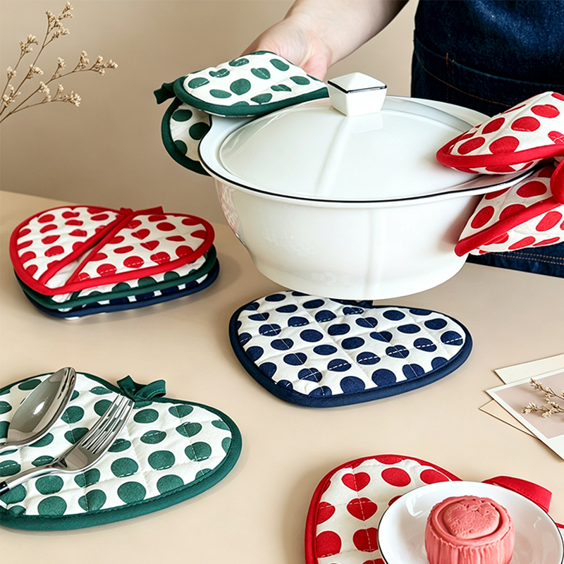 CouldNook Heart Shape Pot Holder - Kitchen Heat Accent