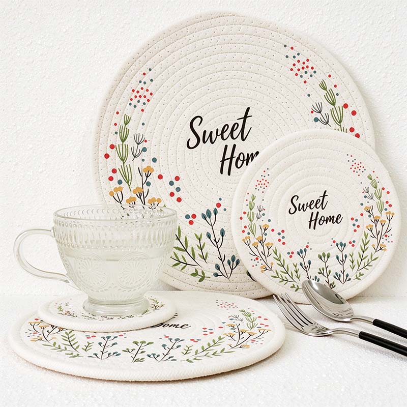 CouldNook Printed Rope Table Mat - Strawberry Floral