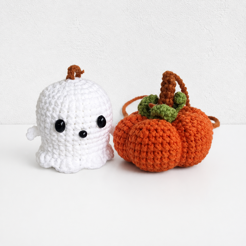 CouldNook Yarn Ghost Hanging Ornament - Pumpkin Pairs and Witch Hats