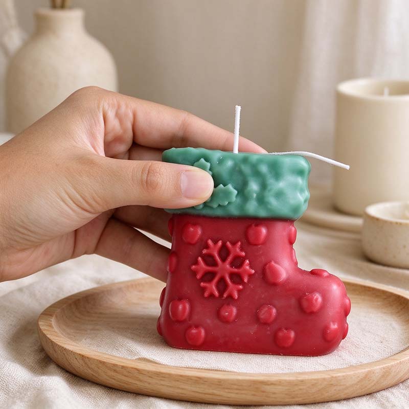 CouldNook Stocking Scented Candle - Christmas Snowflake Detail
