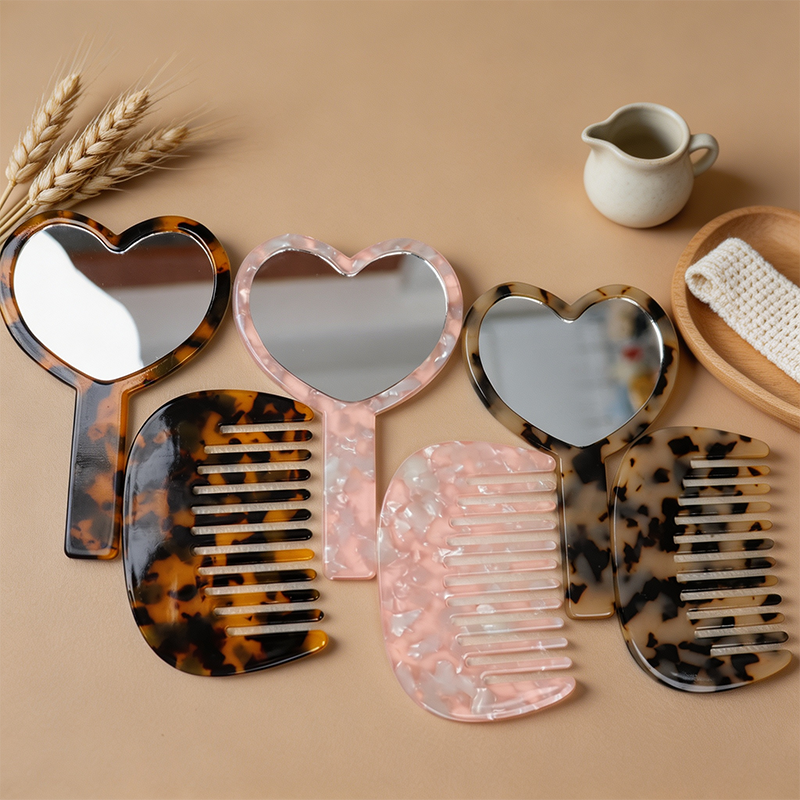 CloudNook Heart Acetate Set‑Mirror And Hair Comb