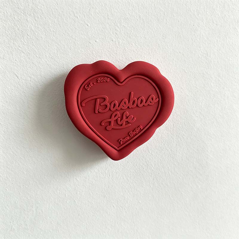 CouldNook Heart Magnetic Phone Grip Stand - Cream-Style Raised Design