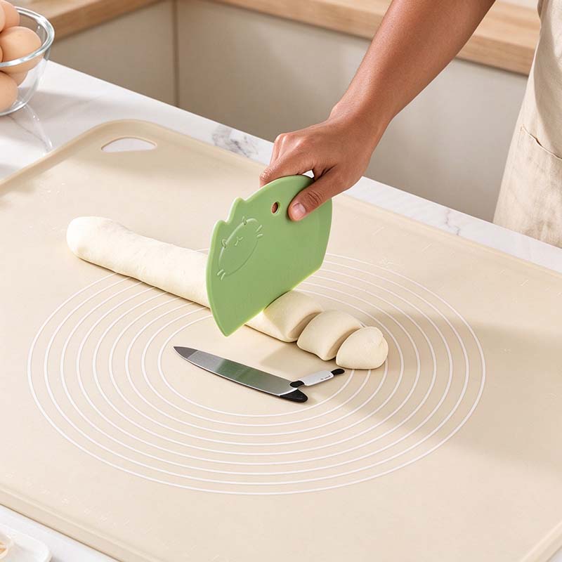 CouldNook Dough Scraper - Cat Outline and Embossed Measuring Edge