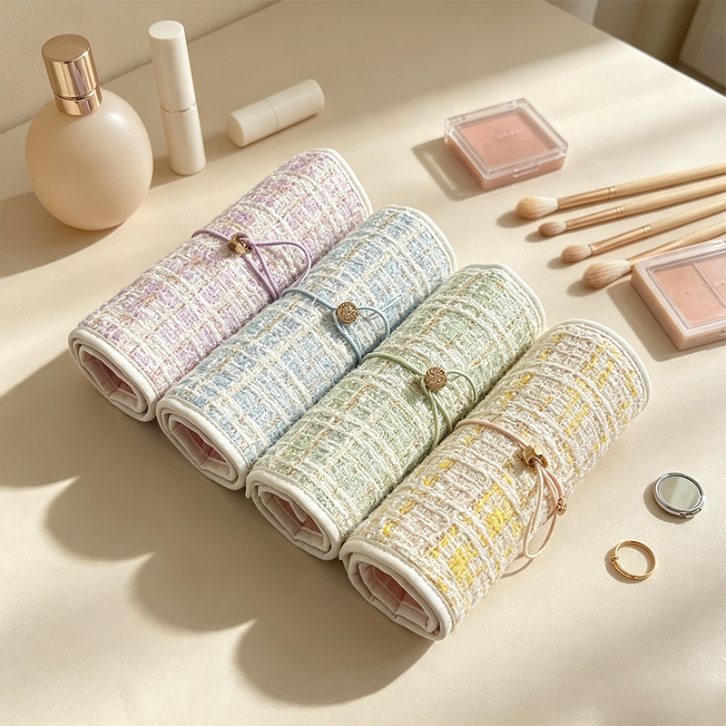 CouldNook Roll Up Jewelry Organizer Bag - Gentle Storage Detail