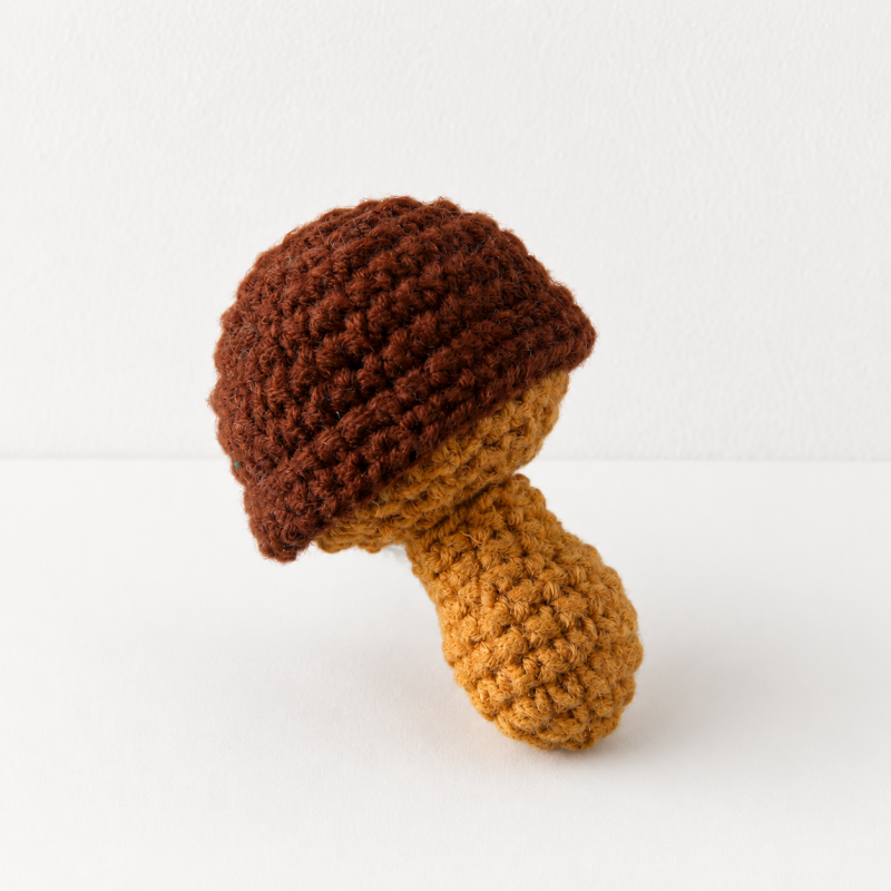 CouldNook Sculpted Yarn Vegetable Figure - Assorted Produce Shapes