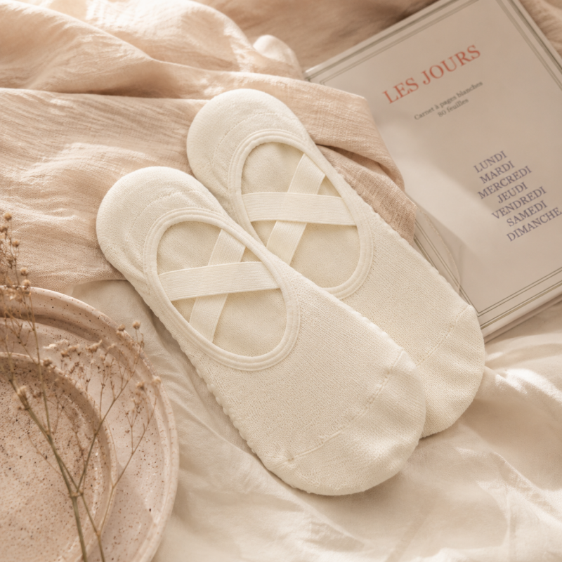 CouldNook Grip Yoga Ankle Socks - Home Movement Pair
