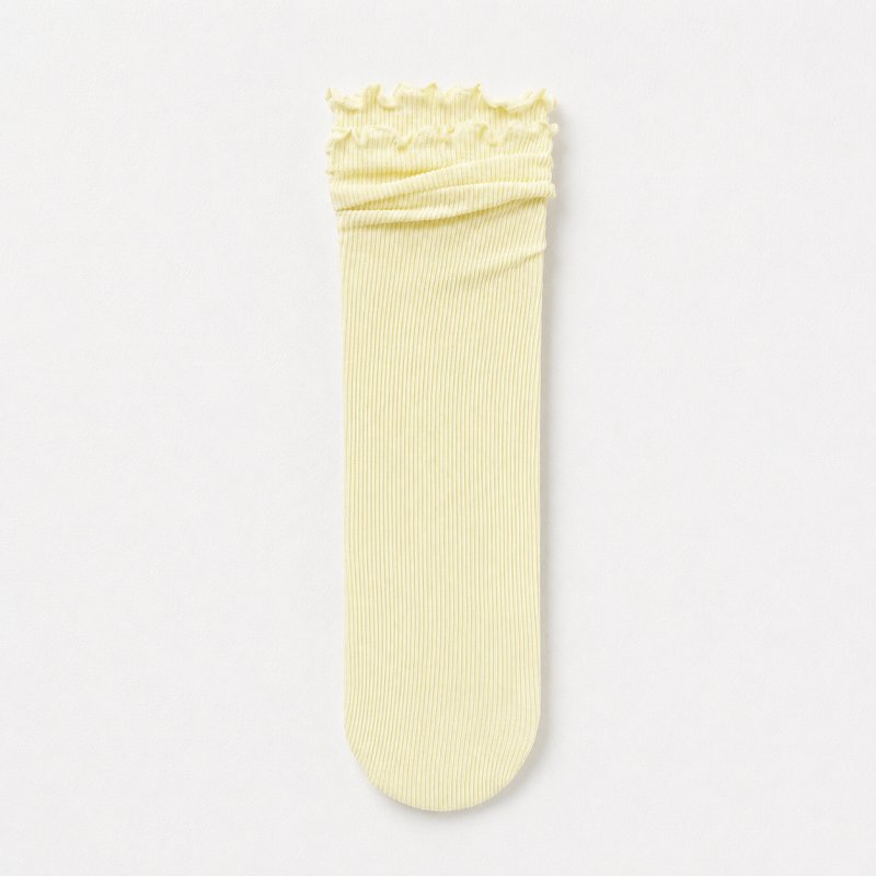 CouldNook Cozy Scalloped Cooling Crew Socks - Light Shoe Accent