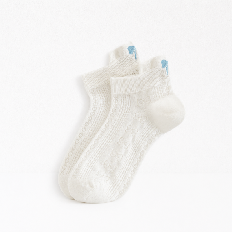 CouldNook Cozy Bow Patch Ankle Socks - Sweet Shoe Accent
