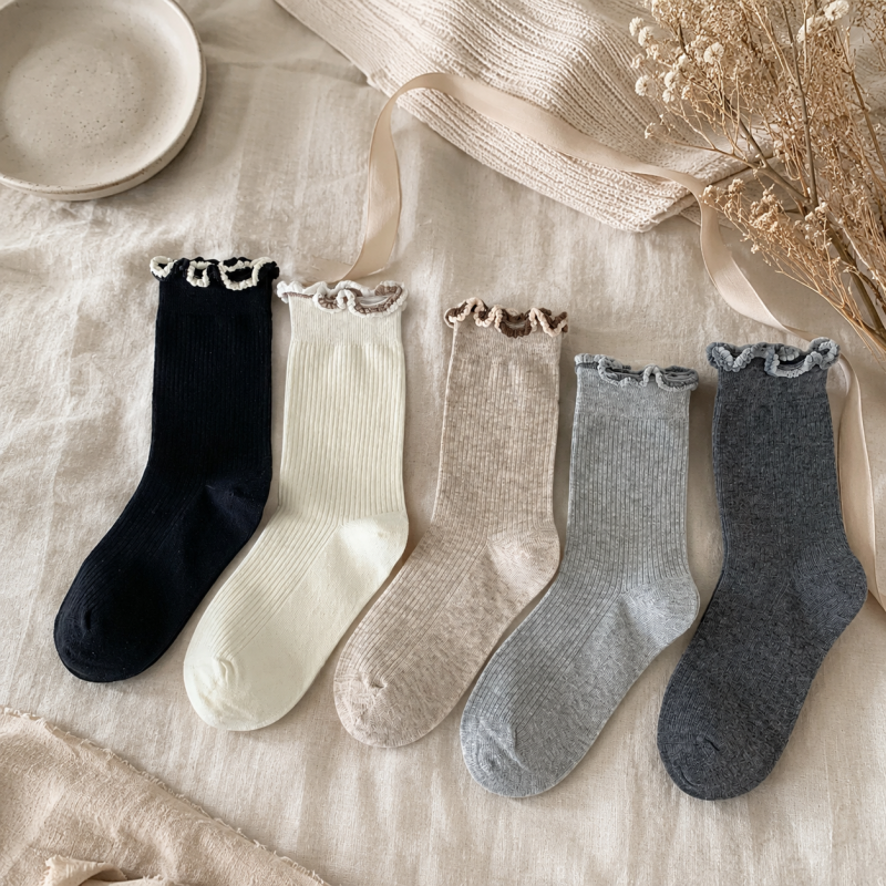 CouldNook Cozy Scalloped Edge Crew Socks - Soft Layered Accent