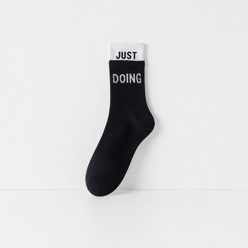CouldNook Contrast Cuff Low Cut Socks - Sneaker Drawer Accent