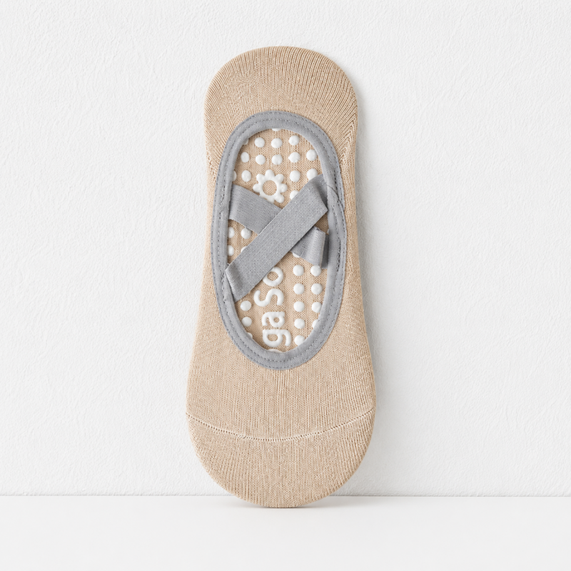 CouldNook Grip Sole Low Cut Socks - Home Movement Accent