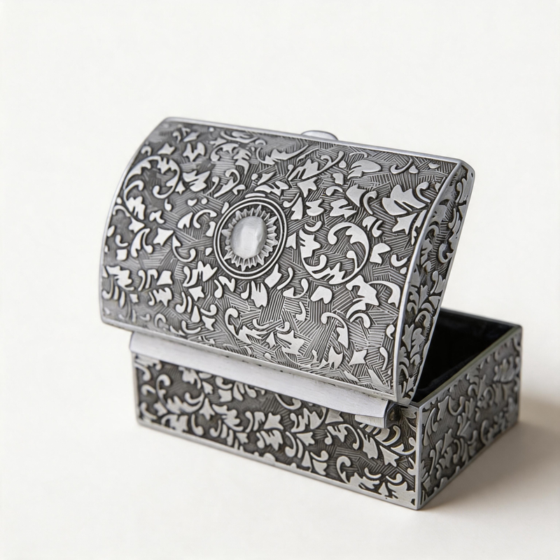 CouldNook Classic Retro Treasure Chest - Aesthetic Metal Organizer