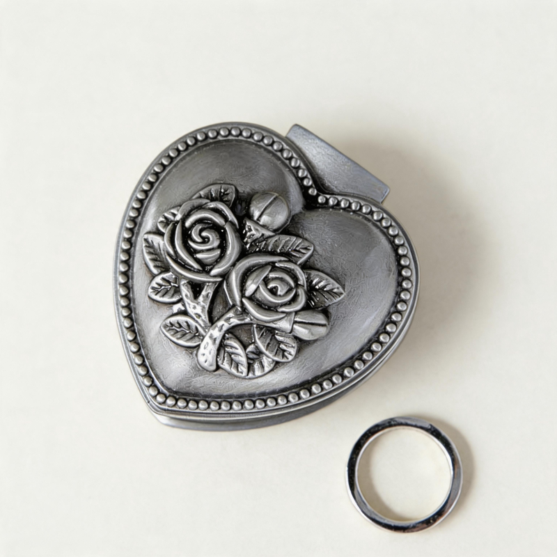 CouldNook Mini Floral Metal Jewelry Box - Aesthetic Engraved Ring Holder