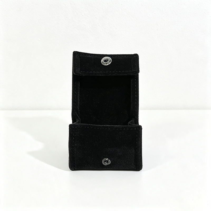 CouldNook Large Compartment Display Jewelry Case - Easygoing Home Detail