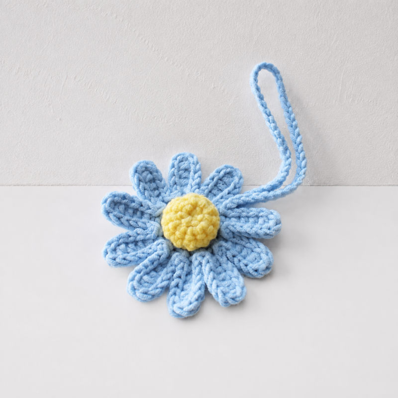CouldNook Yarn Daisy Bag Charm - Long Loop Attachment