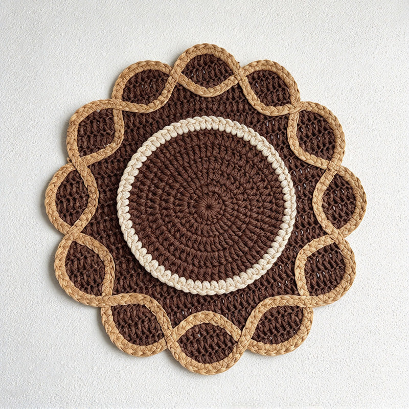 CouldNook Scalloped Paper Placemat - Woven Center And Looping Contrast Border
