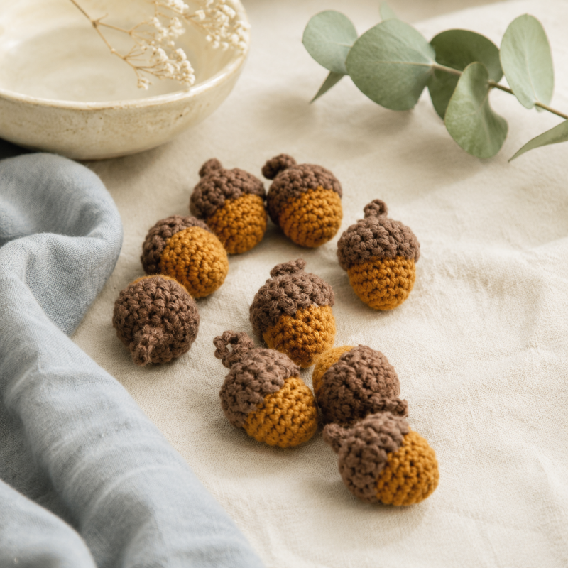 CouldNook Textured Yarn Acorn Decoration - Two Tone Shell