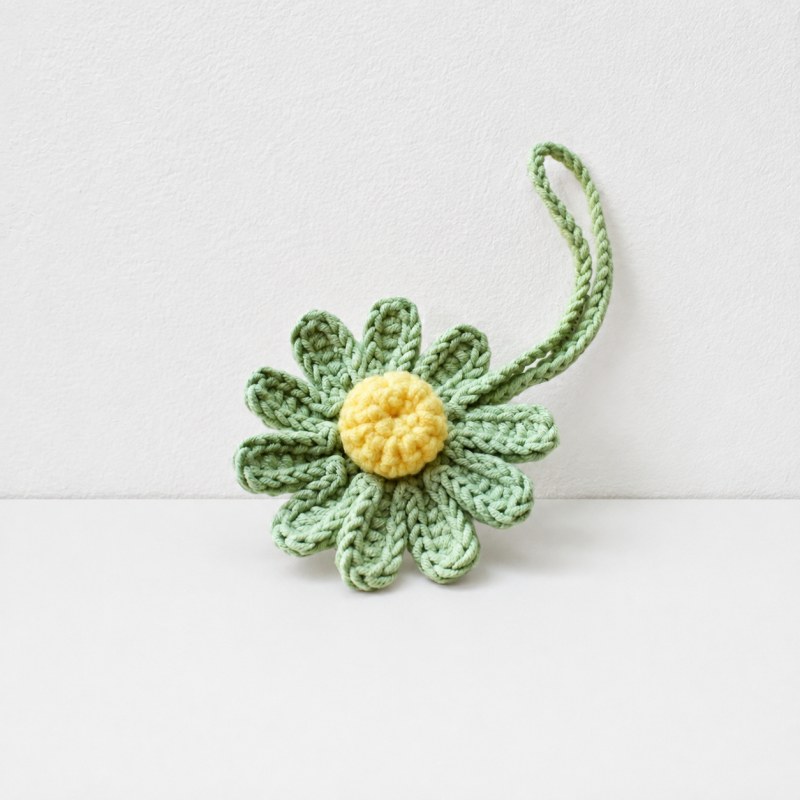 CouldNook Yarn Daisy Bag Charm - Long Loop Attachment