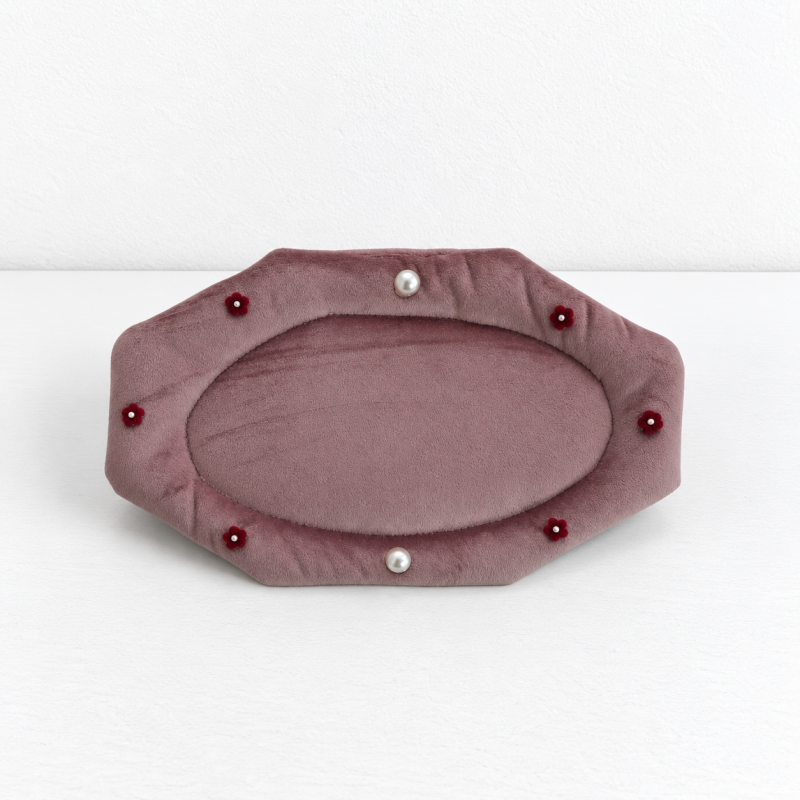 CouldNook Velvet Pearl Jewelry Mat - Scalloped Oval Tray