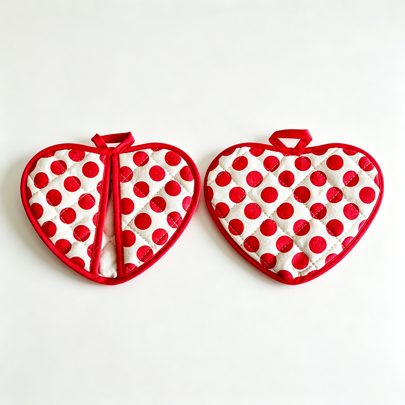 CouldNook Heart Shape Pot Holder - Kitchen Heat Accent